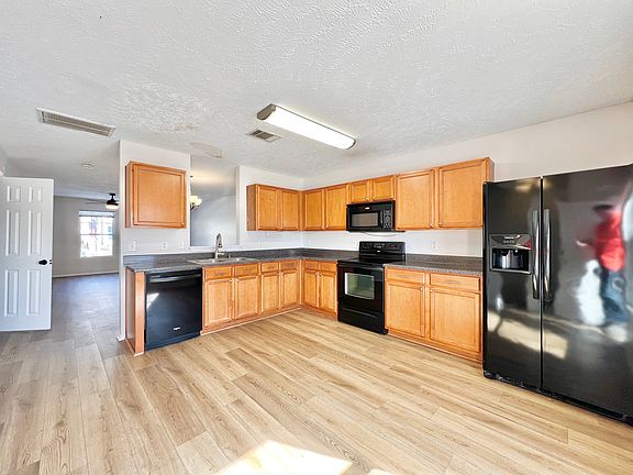 Open kitchen
