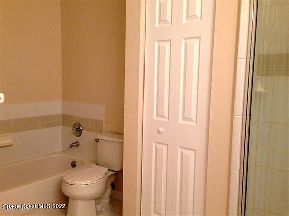 5th image of 814 Mimosa Pl