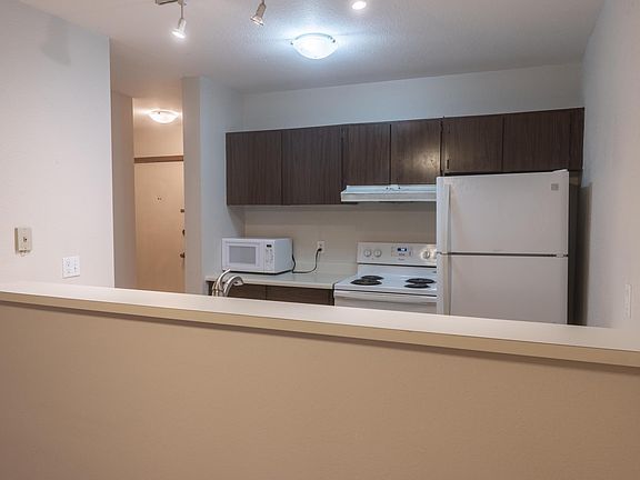 4th image of 5844 NE 75th St Unit A314