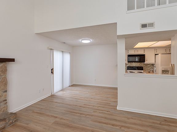 4th image of 6426 Bayside South Dr