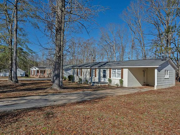 2nd image of 111 Susan Ave