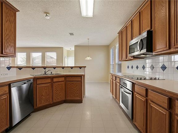 4th image of 9005 Nolan Ct