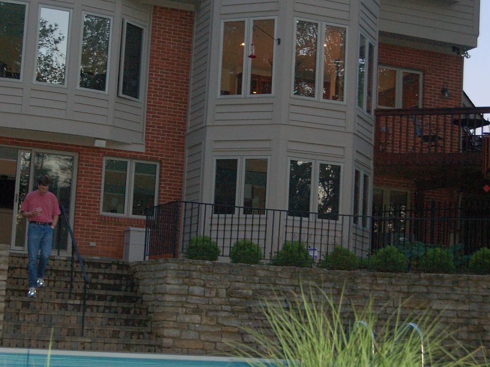1st image of 11 Berwick Ct