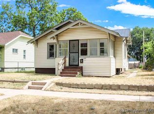 617 E 8th St, Cheyenne, WY 82007