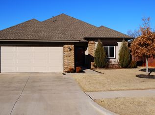 2121 NW 172nd St, Edmond, OK 73012