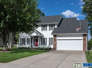 4010 N 208th St, Elkhorn, NE 68022