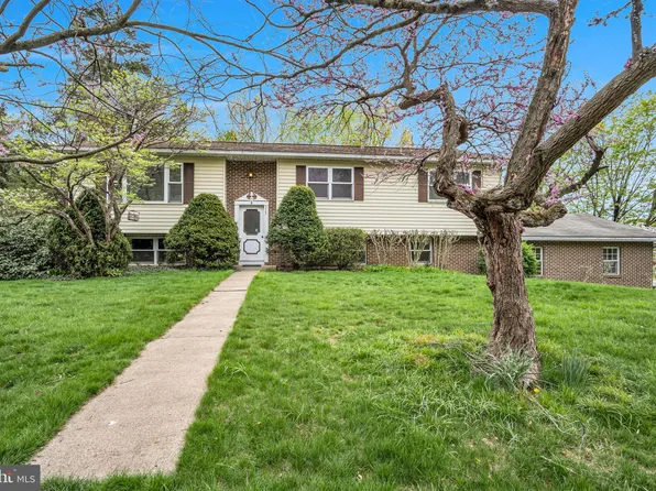 223 Oak Rd, New Bloomfield, PA 17068