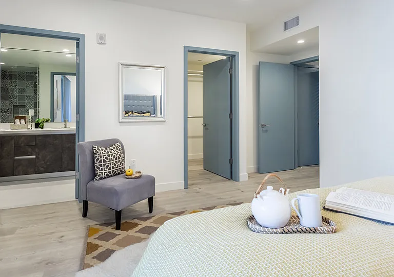 905 Wilcox Ave #302 — Photo 23
