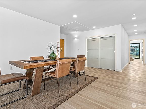 4th image of 1019 Granary Avenue #501
