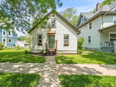 271 Harrison Ave, Saint Paul, MN, 55102