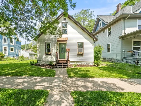 271 Harrison Ave, Saint Paul, MN 55102