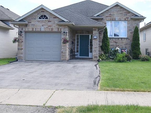 3rd image of 334 Saint Lawrence Dr