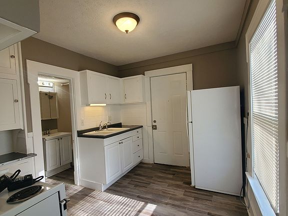2nd image of 1530 N 32nd St #4