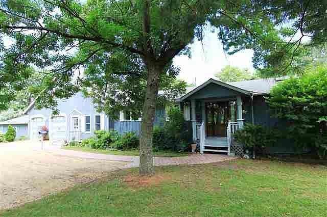 1st image of 2669 Easton Ave
