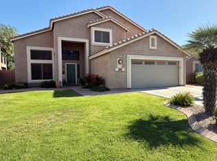 1079 E Windsor Dr, Gilbert, AZ 85296