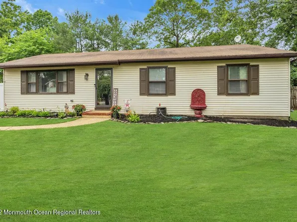 1817 11th Ave, Toms River, NJ 08757