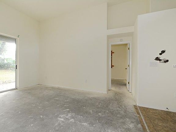 5th image of 210 Taylor Bay Ln