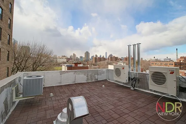 Rented by Next Door Realty NYC | media 8