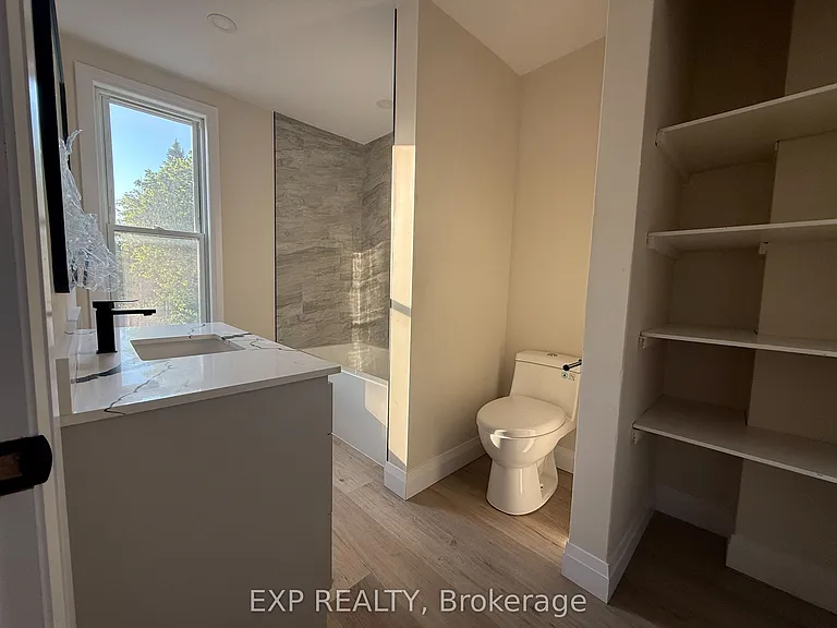 122 Alice St #UPPER — Photo 12
