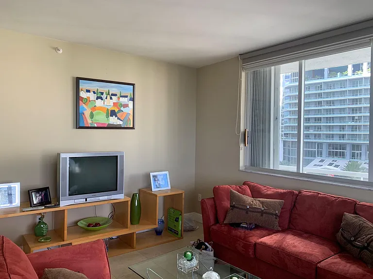 1402 Brickell Bay Dr #601 — Photo 7