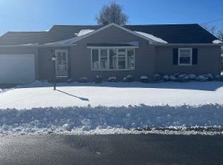 863 E 3rd St, Florence, NJ 08518