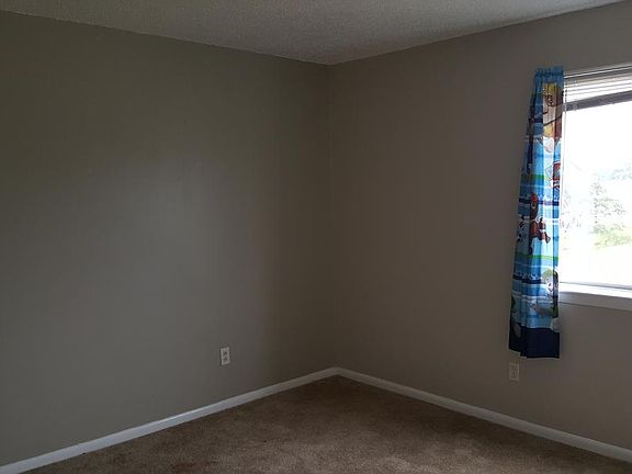 5th image of 1352 Bolton St