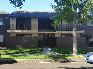 24315 Walnut St #205, Newhall, CA 91321
