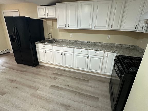 4th image of 94 W Main St #5