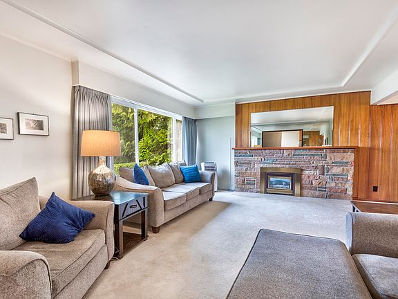 5th image of 3028 Starlight Way