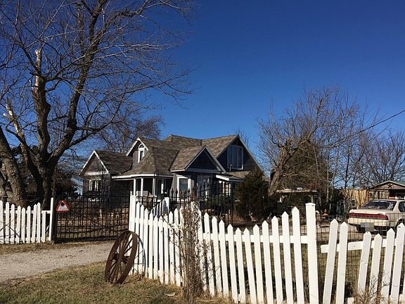3rd image of 3994 W 359th St