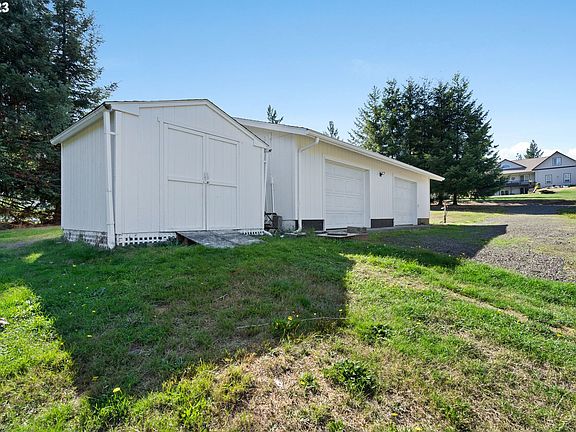 4th image of 146 Flagstone Dr