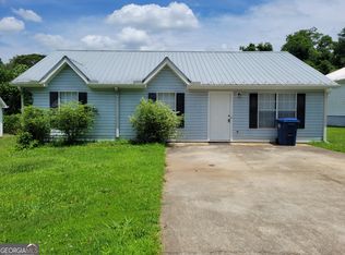 256 Courtyard Cir, Winder, GA 30680