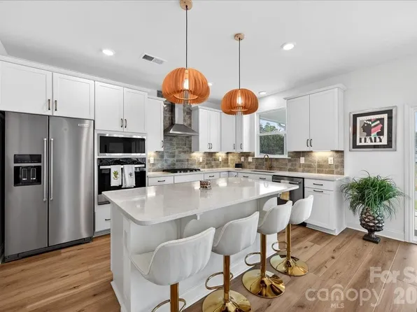 3234 Fenchurch Ln, Denver, NC 28037