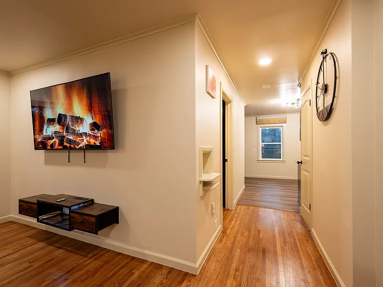 718 S Columbia Ave #A — Photo 41