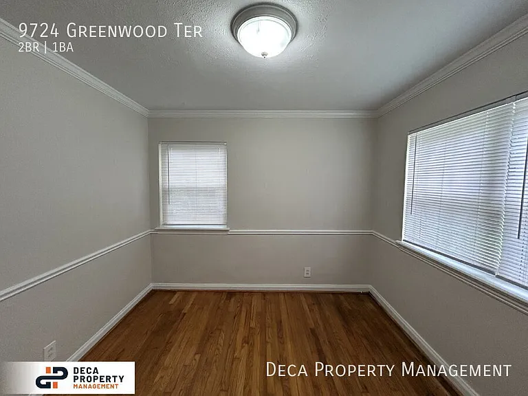 9724 Greenwood Ter — Photo 8