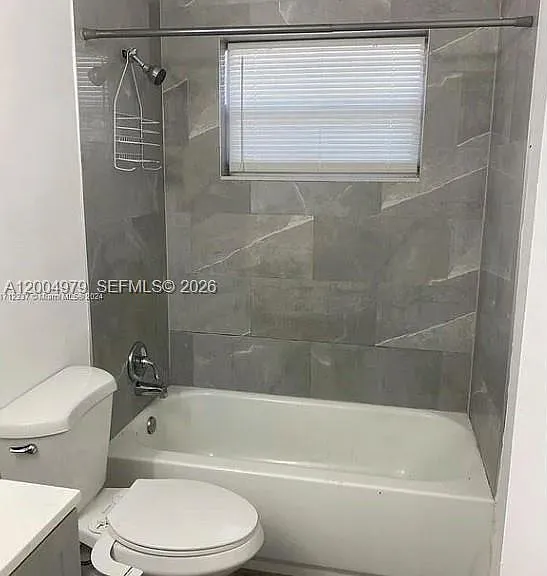 1051 NW 27th Ave #1 — Photo 7