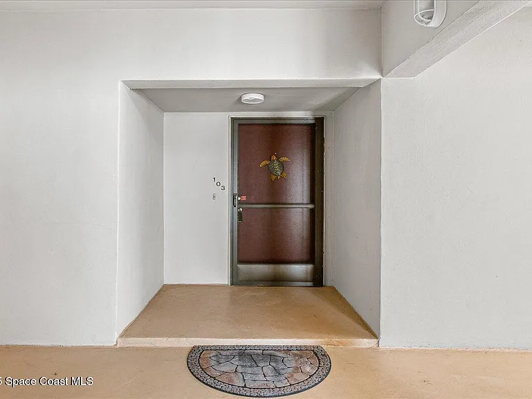 6165 S Mirror Lake Dr #103 — Photo 5