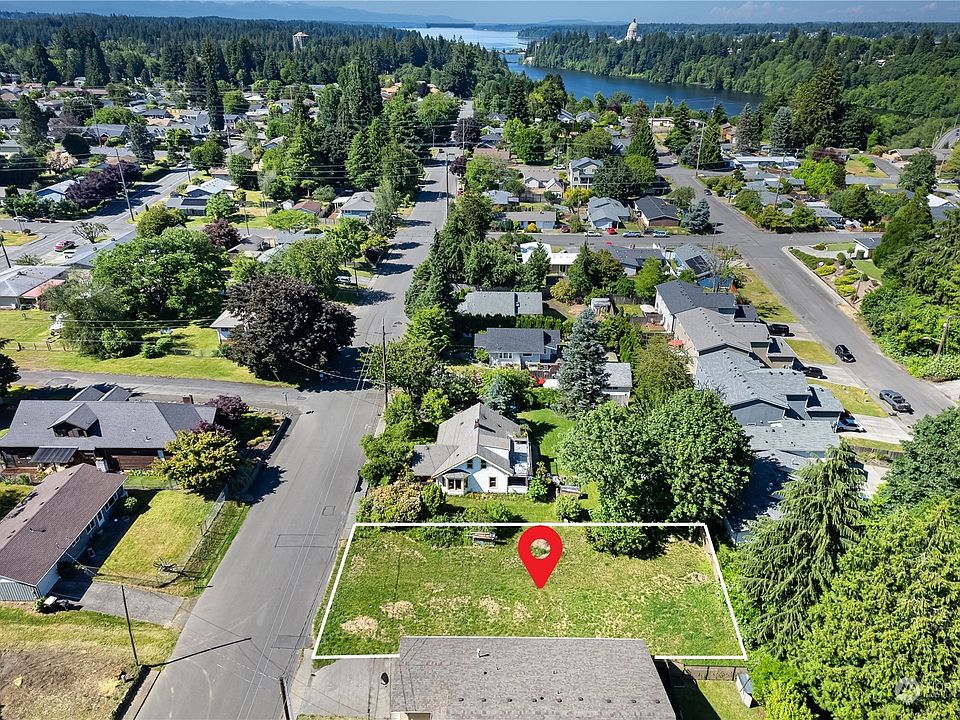 1st image of 318 N 6th Avenue SW
