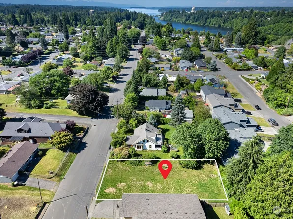 318 N 6th Avenue SW, Tumwater, WA 98512