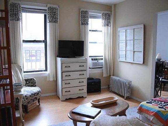 5th image of 30-40 32nd St #2F