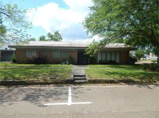 100 Magnolia St, Magnolia, MS 39652