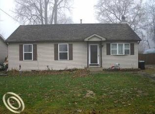 11628 Gabriel St, Romulus, MI 48174