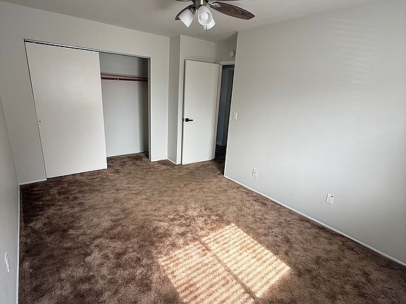 5th image of 2726 Center St #B
