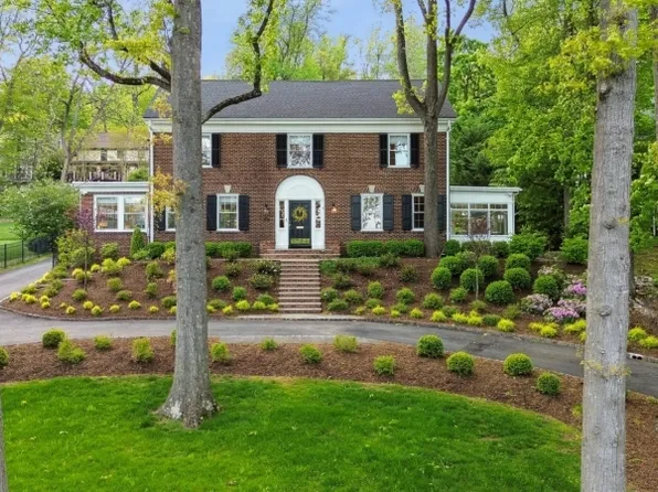 283 Wyoming Ave, Maplewood Twp., NJ 07040