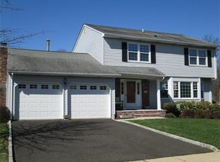 64 Liberty Dr, Dayton, NJ