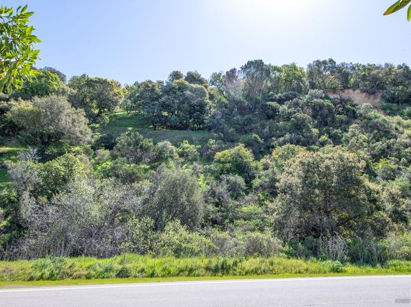 110 Sunny Oaks Dr, San Rafael, CA 94903