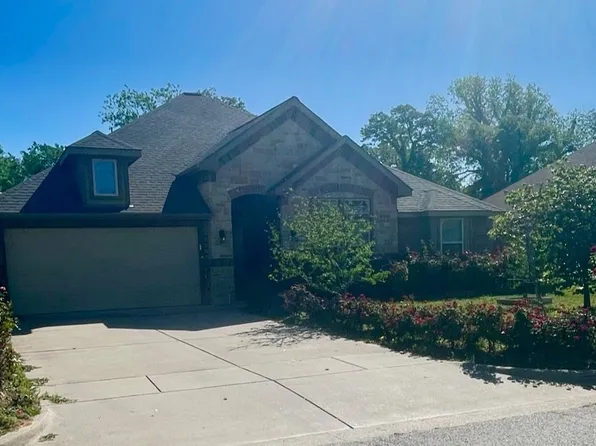 883 Mimosa Ct, Stephenville, TX 76401