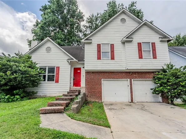 5415 Twin Lakes Dr, Atlanta, GA 30349