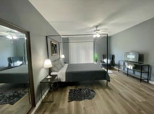 2922 Arlington St UNIT B, Sarasota, FL 34239