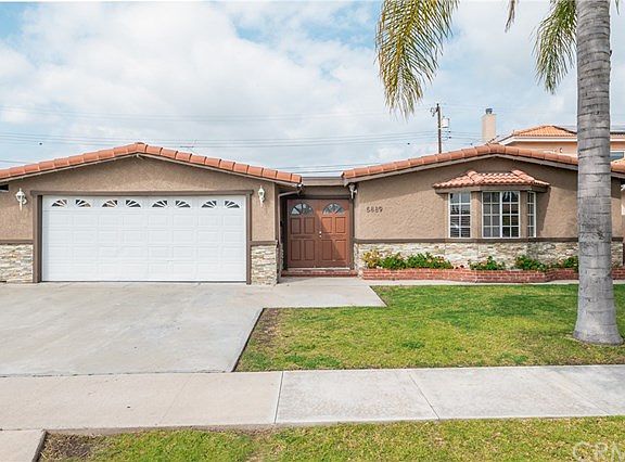 2nd image of 5889 Los Encinos St